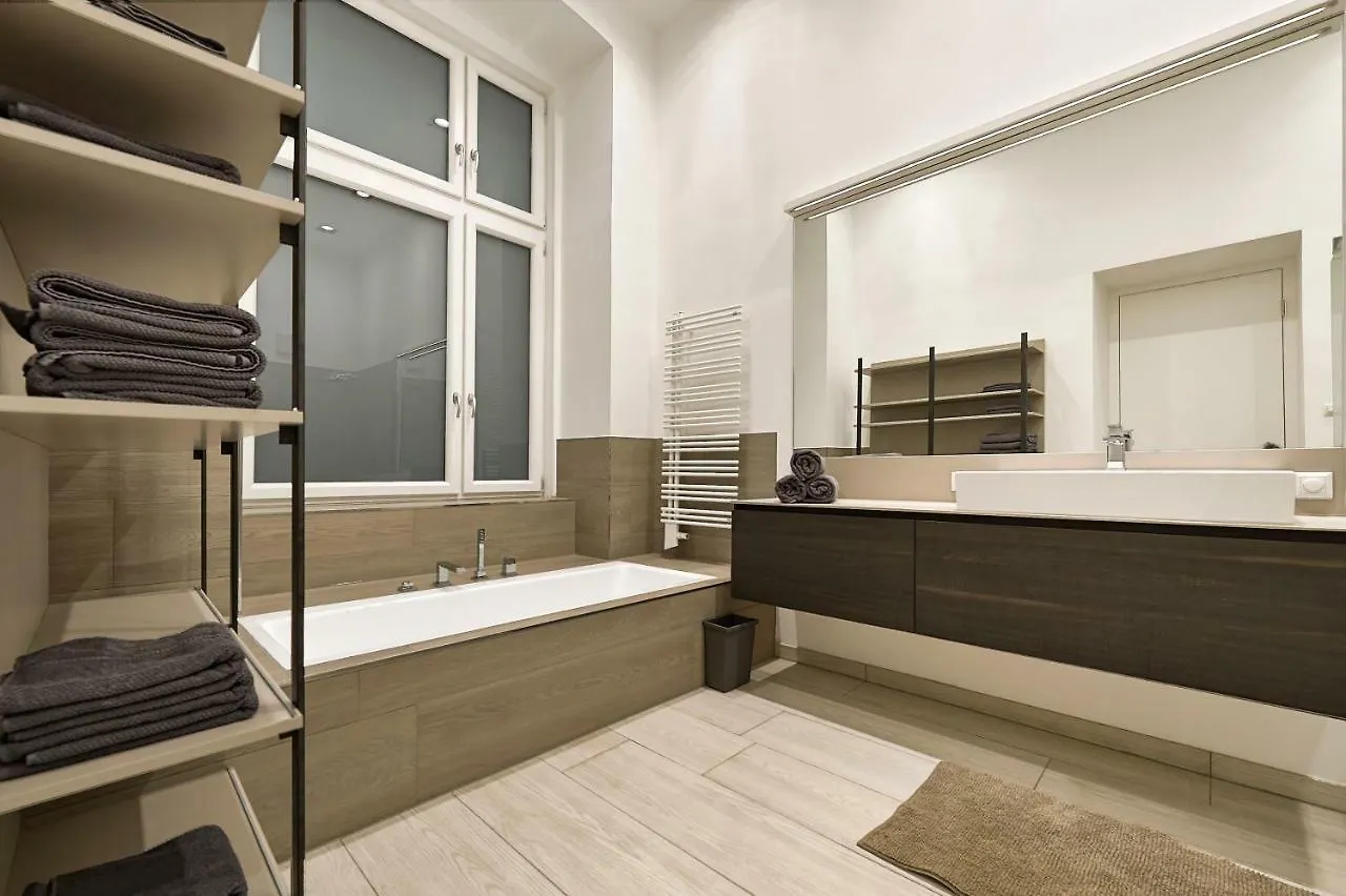Central Luxury Apartment Vienna